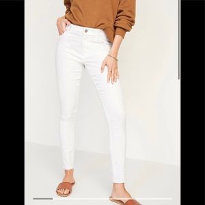 Mid rise super skinny White jeans